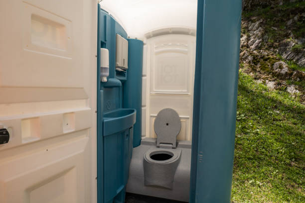 Best Portable restroom trailer rental  in Town And Country, WA